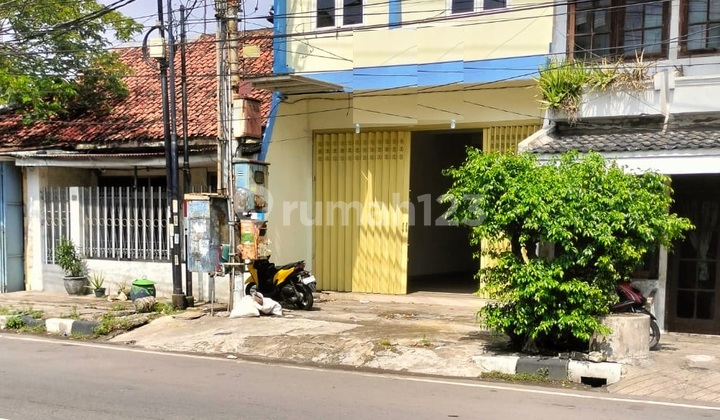 Disewakan Ruko Dijalan Simokerto Surabaya 1