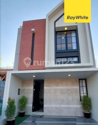 Rumah 2 Lantai Dijual Pantai Mentari Surabaya