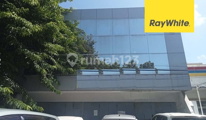 For Rent: Office Shop on Raya Pengampon Surabaya 1