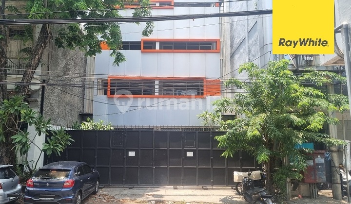 For Sale Auction Asset Shop House on Chocolate Street Surabaya 1