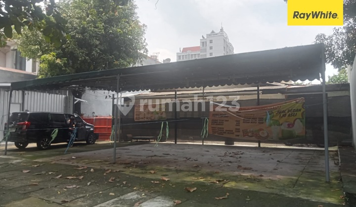 For Sale House on Juwono Street Central Surabaya 1