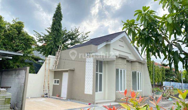 Rumah Dijual 1lt Dengan Area Strategis Semarang Timur  1