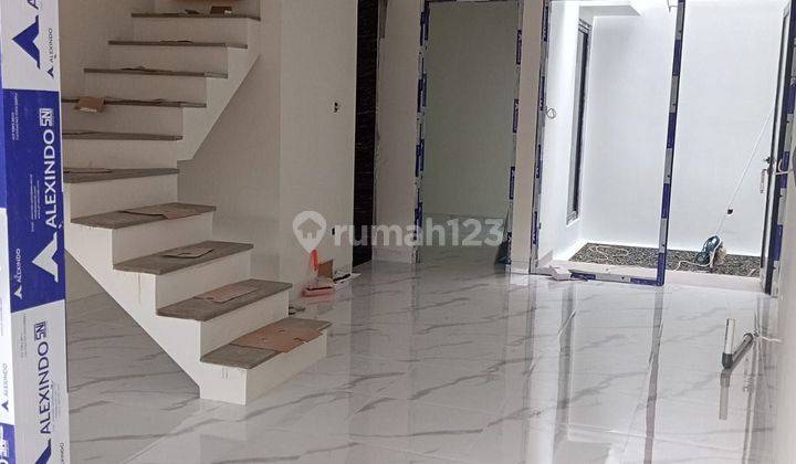 Dijual Rumah Di Town House Spek Premium Di Jatiwaringin 2