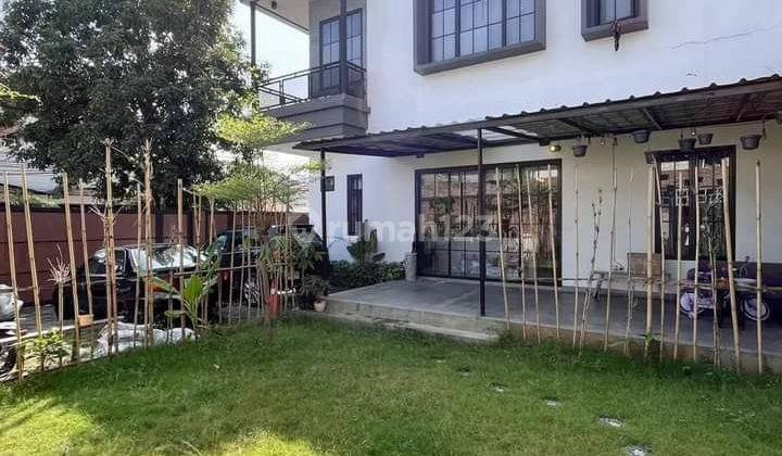 Dijual Rumah Cozy Lokasi Strategis Parkir Luas Dkt Patal Senayan 2