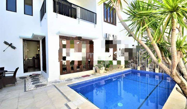 Hot List Di Jual Villa Lokasi Kerobokan Kuta Utara Badung  1