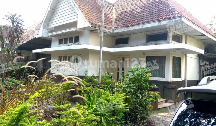 S32ari Downtown House in Malang with Wide Road Frontage, Suitable for Home Business 2