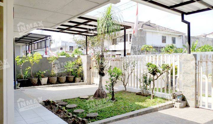 Rumah Luas 3 Kamar di Candi Trowulan, Malang Row Jalan Lebar 2