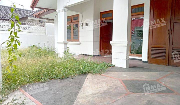 Rumah Luas 3 Kamar Pbi Araya, Malang Sangat Terawat Daerah Aman 2