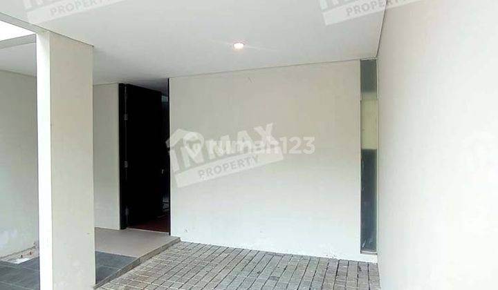 Rumah Minimalis Siap Huni 3 Lantai Full Furnished di Sakala Tidar 2