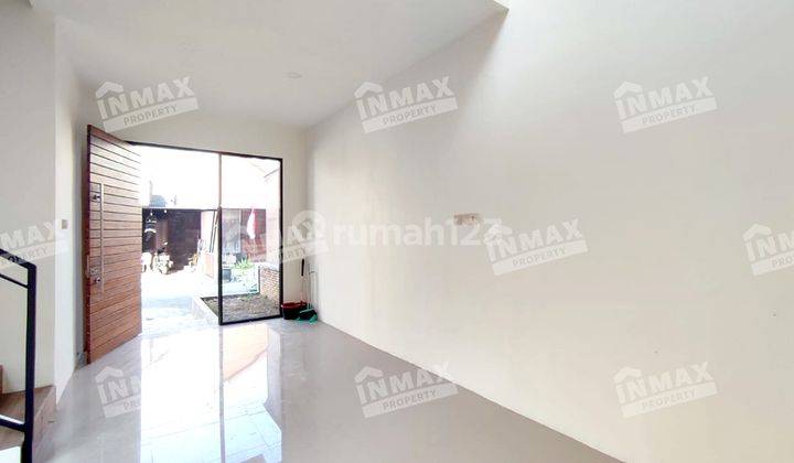 Rumah Minimalis 2 Lantai di Flav Hill Residence Dau Daerah Aman 2