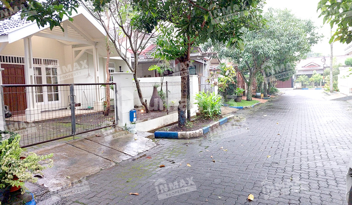 S11evi Ready-to-Occupy House can be used for Boarding Business in Araya Area, Malang. 2