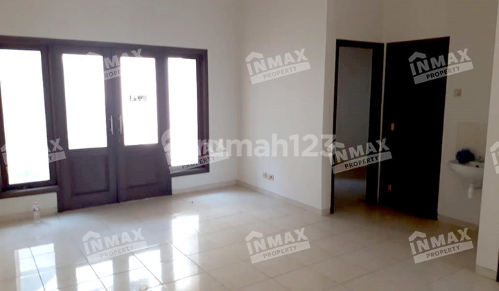 S25hol Rumah Siap Huni Row Jalan Lebar di Daerah Tidar Malang 2