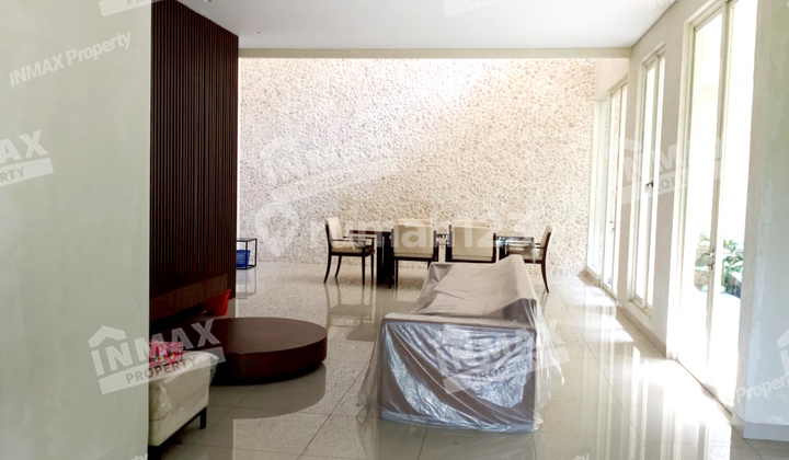 S07ida New Furnished 2-Story House with Golf View in Araya Malang 2