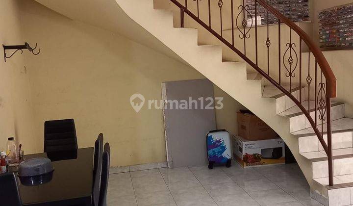 Rumah Sunter Perumahan Taman Nyiur 3.2 Nepis 1