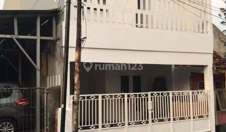 Rumah 2 Lantai SHM di Pondok Bambu, Jakarta Timur 1