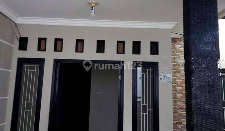 Rumah hadap barat CANTIK di Kalisari,pasar rebo, Jakarta timur 2