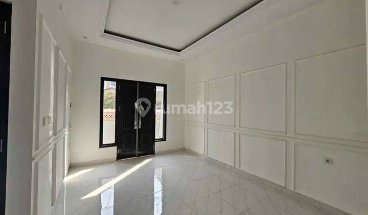 Rumah Minimalis Modern Brand New Hadap Selatan SHM di Jatiwaringin Kota Bekasi 2