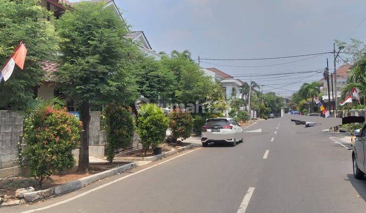 Rumah 2LT Hook Siap Huni Barat Utara SHM di Pulomas, Jaktim 2