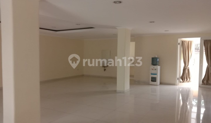 Rumah Bagus Siap Huni 2 Lantai Di Taman Hokaido Lippo Karawaci Utara 2
