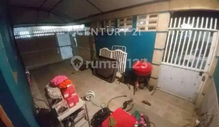 For Sale 2-Story Corner House in Perumnas 3 Karawaci Tangerang 2