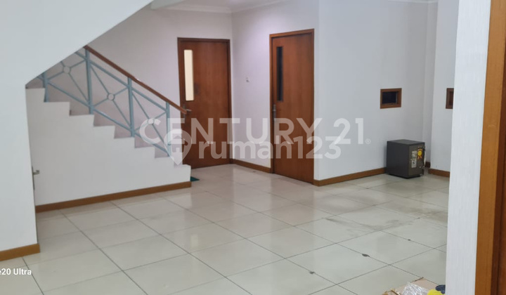 foto lainnya dijual ruko gandeng 3 lantai