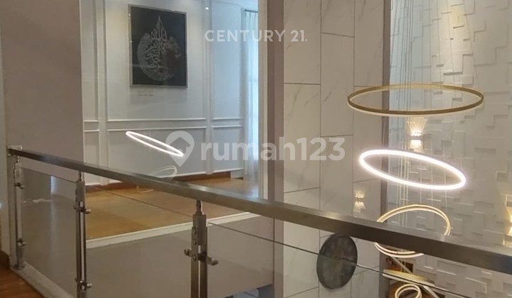 Rumah Cantik Di Bintaro Lantai 2,5 Terdapat Rooftop Taman 7381 2