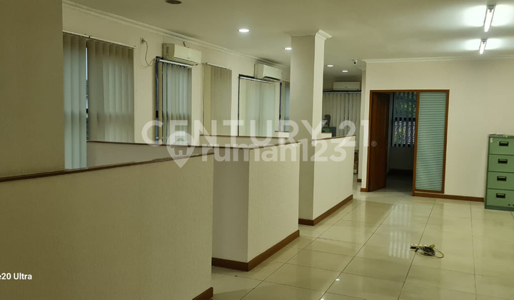 foto lainnya dijual ruko gandeng 3 lantai