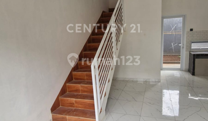 For Sale Scandinavian Modern House In Villa Cimone Garden Karawaci 2
