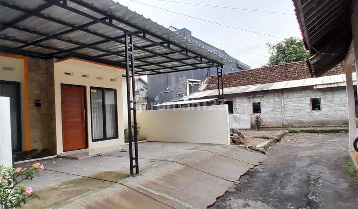 Rumah minimalis modern di Sleman, Yogyakarta 2