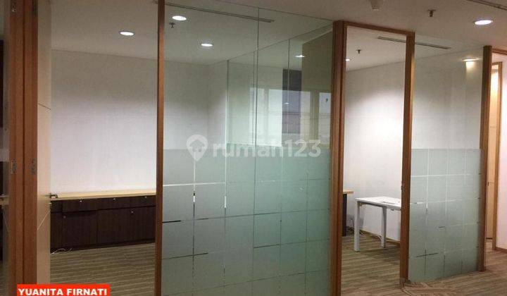 Office Space di Menara Sudirman 300m2 Semi Furnished  1