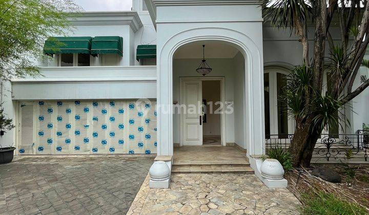 Dijual Luxury Well Maintained House 4 Bedroom di Permata Hijau 1