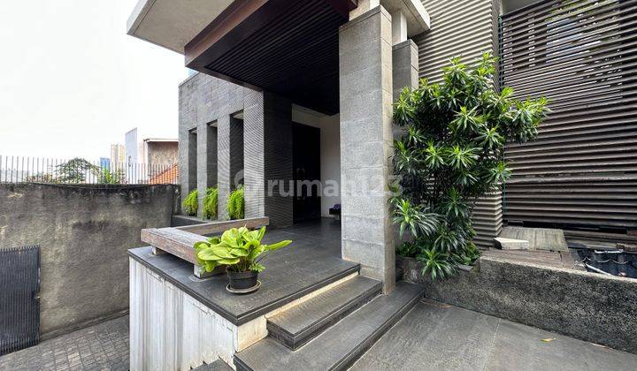 Modern Minimalist Themed House At Setiabudi 3 Storey 2