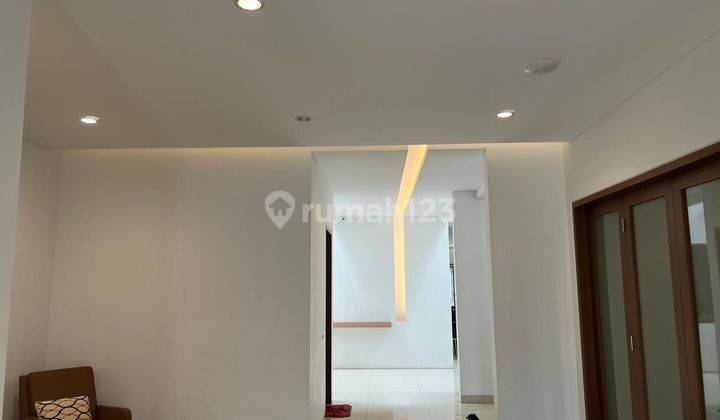 Luxurious Newly Refurbished House At Menteng 2 Storey 2