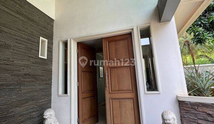 Rumah Asri Terawat Jalanan Besar di Jl. Lamandau Kebayoran Baru 2