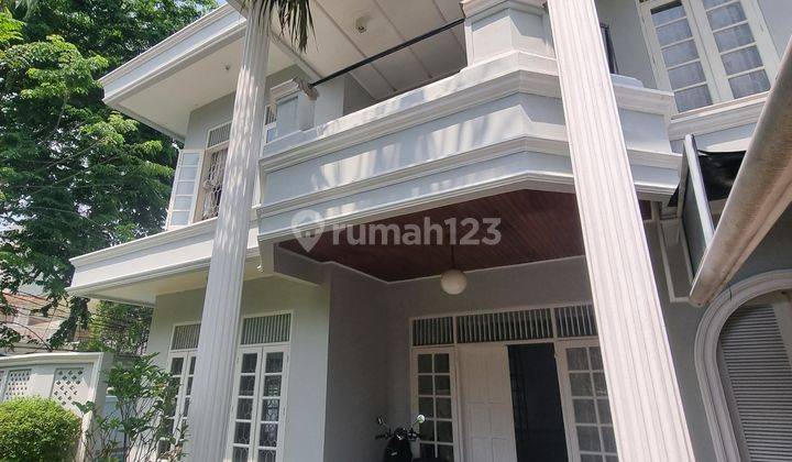 Rumah Mewah di Kuningan 2 Lantai 500m2 Dengan Garden Dan Pool 1