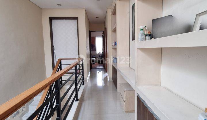 Rumah Siap Huni 3Lantai di Pondok Indah Kondisi Siap Huni Balkon 2