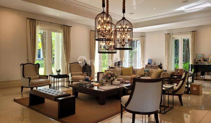 Luxurious House di Menteng 5 BR Big Garden and Pool 2