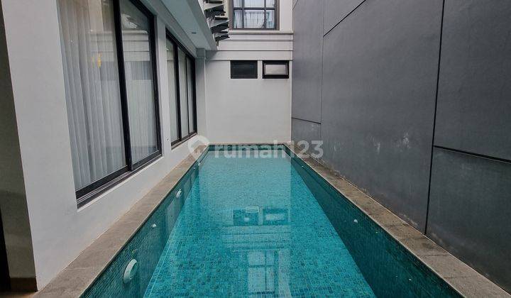 Luxurious House At Tb Simatupang Jakarta 2 Lantai Good Facility 2