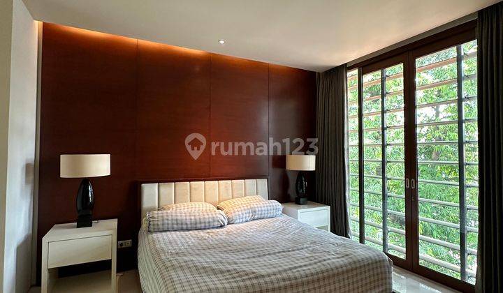 Modern Minimalist House At Scbd 3Storey 4Bedrooms Strategic Area 2