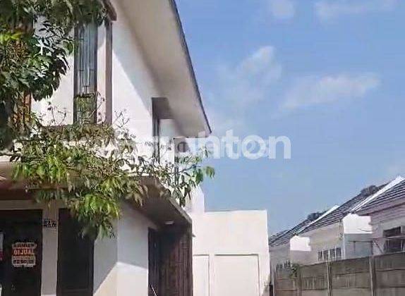 RUMAH HOOK DI CITRA SENTUL RAYA 1