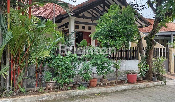 BELI RUMAH DAPAT KOSAN DI KOMPLEKS DEPPEN RRI JL. RAYA BOGOR 2