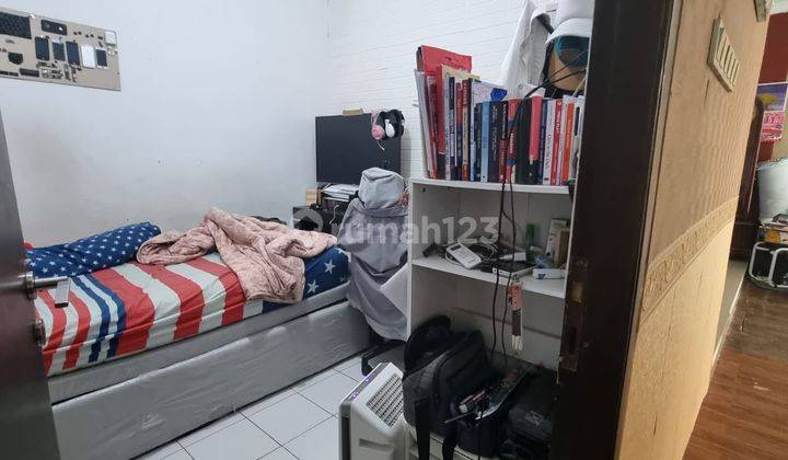 Rumah Hook Depan Taman Murah Dalam Cluster Ada Kolam Renang 2