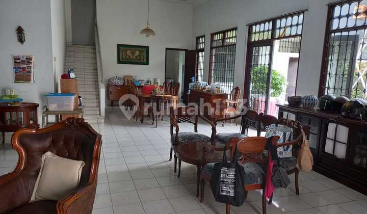 Rumah Nyaman Dijual di Jalan Bengawan Bandung
