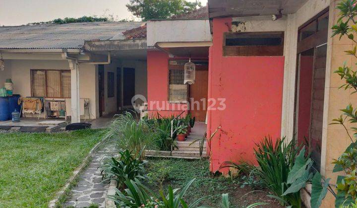 3 Banggunan Rumah di Mainroad Caringin Bandung 2