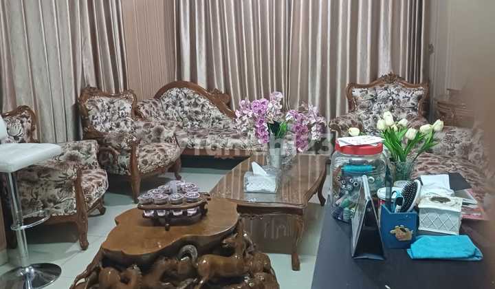 Jual Rumah Nyaman di Taman Holis Indah Bandung Jual Rumah Nyaman di Taman Holis Indah Bandung