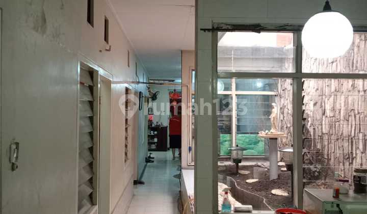 Sewa Ruko Strategis di Mainroad Sudirman Bandung Sewa Ruko Strategis di Mainroad Sudirman Bandung