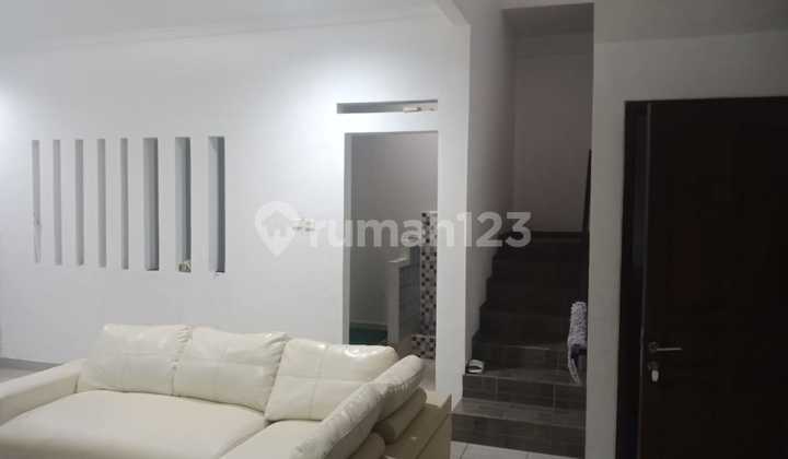 Jual Rumah Nyaman Dekat Polban Sarijadi Bandung 2