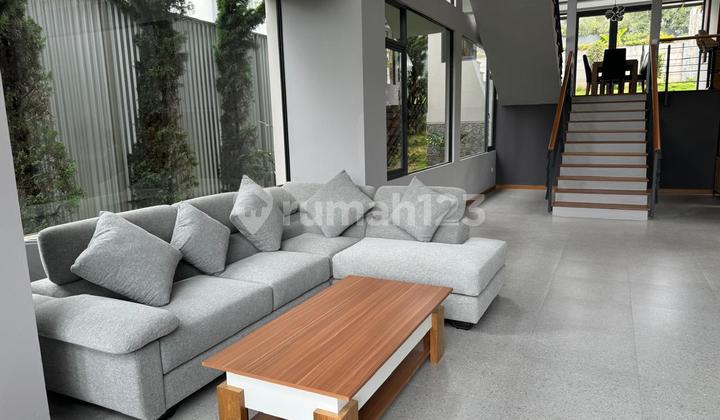 Rumah Nyaman Dijual di Resor Dago Pakar Bandung