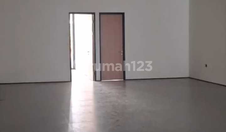 Tempat Usaha Luas Disewakan di Pasir Kaliki Paskal Bandung Tempat Usaha Luas Disewakan di Pasir Kaliki Paskal Bandung