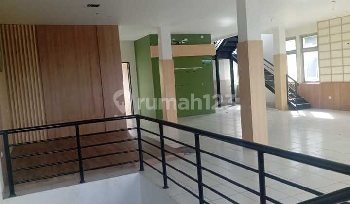 2nd and 3rd Floor Ruko for Rent on Tubagus Ismail Street, Bandung 2